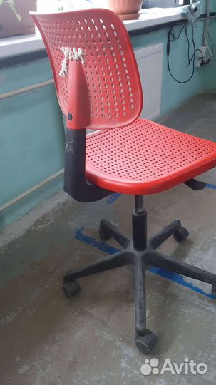 Компьютерное кресло