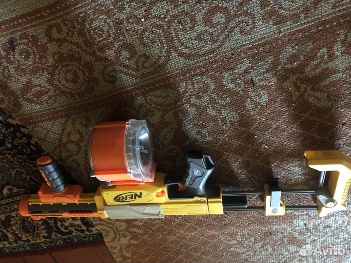 Нерф бластер