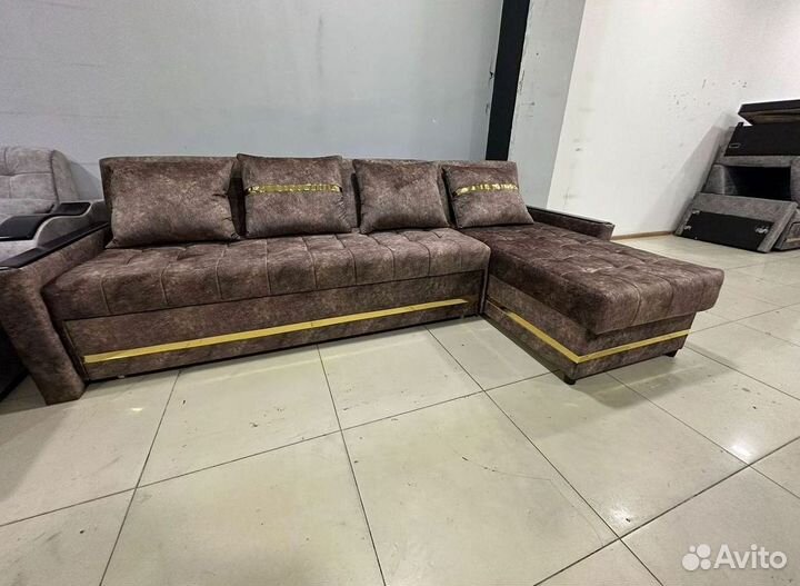 Диван угловой на заказ не б/у