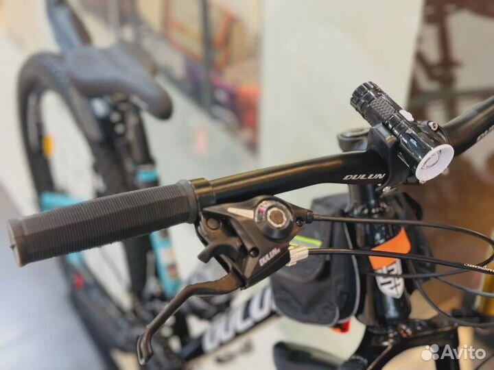 Велосипед горный скоростной dulun 26DL 366 21s 26'