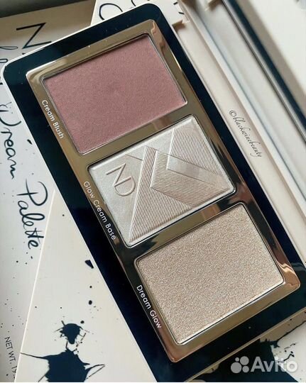 Fenty beauty,Natasha Denona,PatMcGrath,Jouer