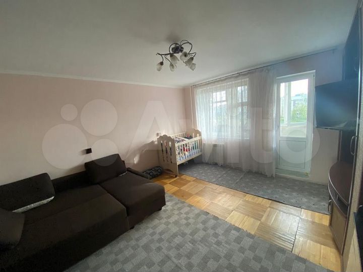 2-к. квартира, 47,6 м², 8/10 эт.