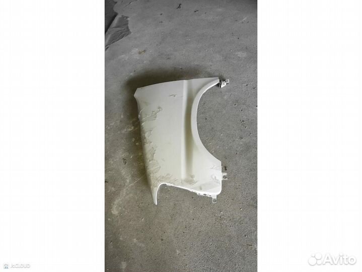 Крыло на honda step wagon RF1