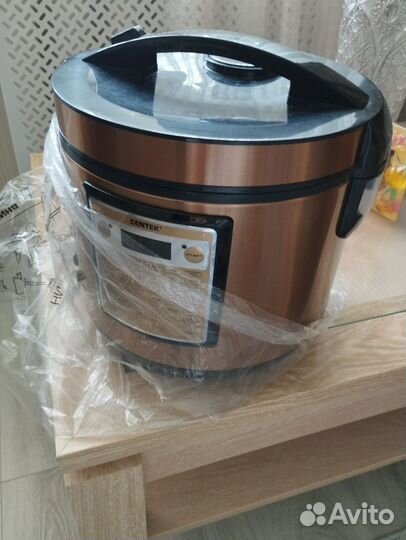 Мультиварка новая