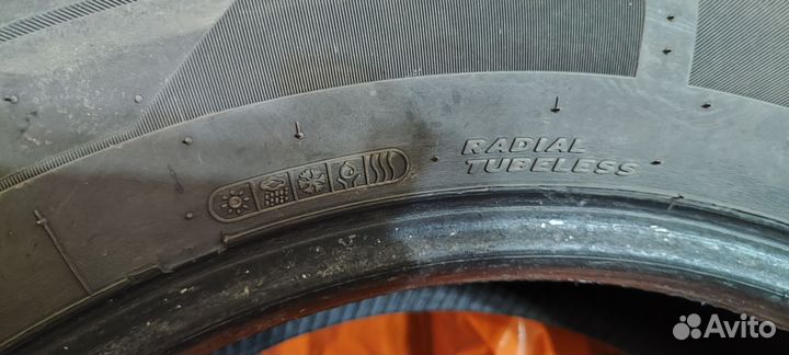 Laufenn X-Fit HT 235/60 R18 103T