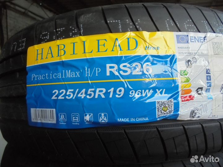 Habilead PracticalMax H/P RS26 225/45 R19 96W