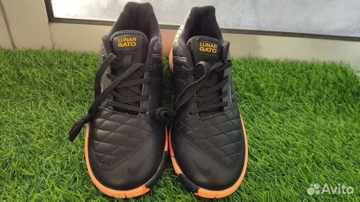 Детские футзалки nike 35 размер