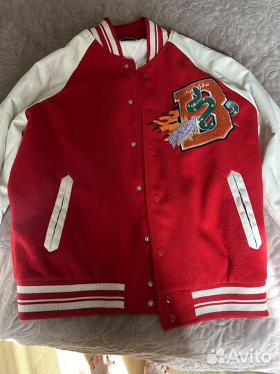 Бомбер женский bershka