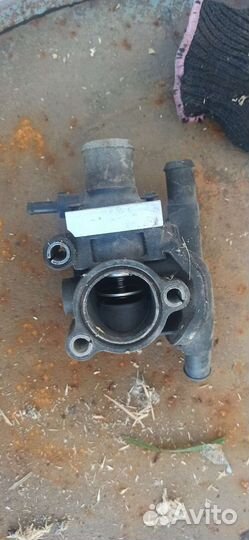 Корпус термостата Ford focus 1