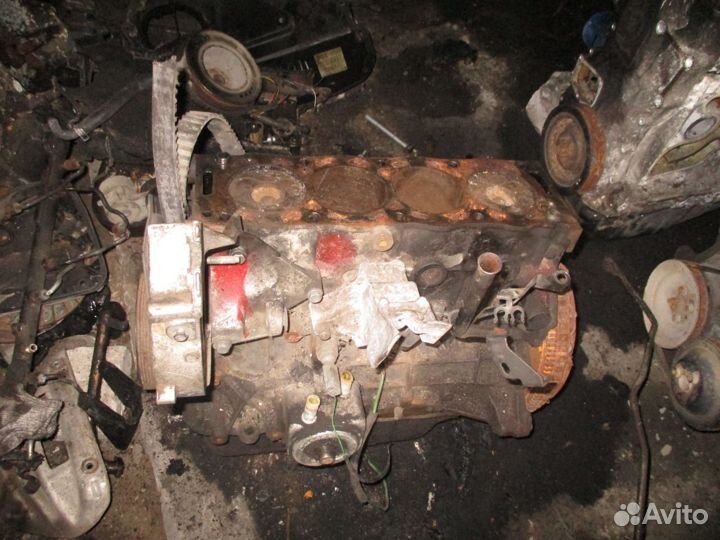 Блок цилиндров RHY Berlingo Xsara C5 Xantia