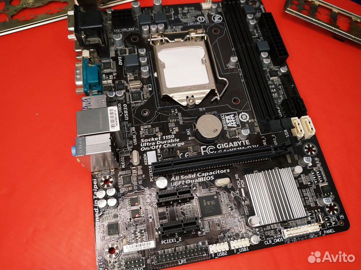 Материнские платы в ассортименте