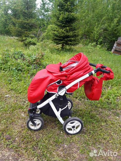 Детская коляска 4 в 1