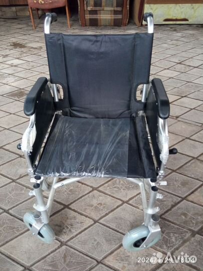 Инвалидная коляска