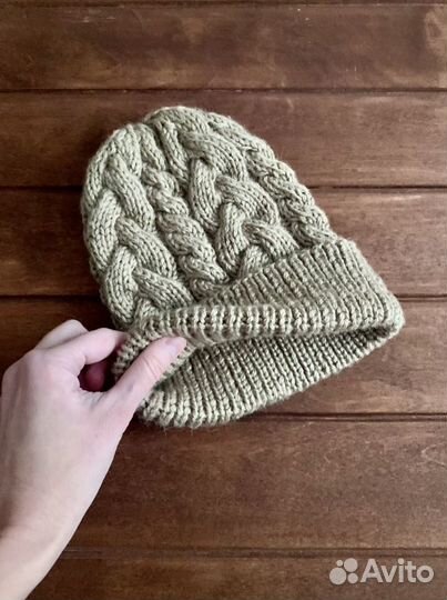 Шапка вязаная с косами ручная работа