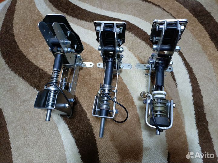 Педали для симрейсинга