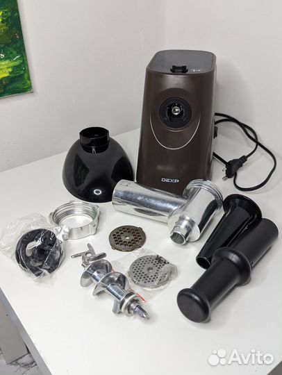 Мясорубка электрическая dexp mgp-1800