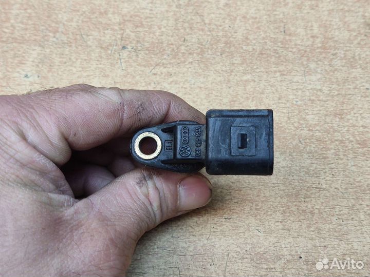 Датчик распредвала, Volkswagen Golf 6