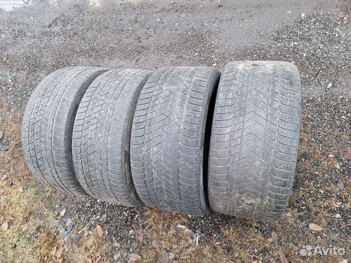 Pirelli Scorpion Winter 285/40 R22 и 325/35 R22 114V