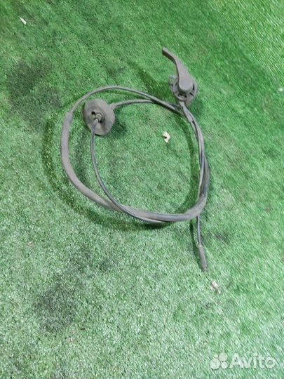 Трос открывания капота Renault Logan