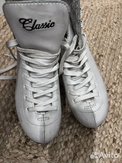 Коньки фигурные женские 39