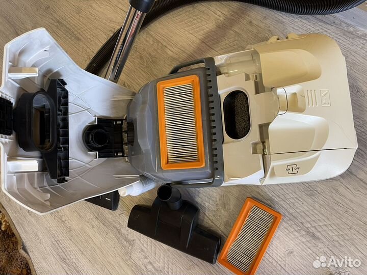 Пылесос Karcher DS 6000 mediclean
