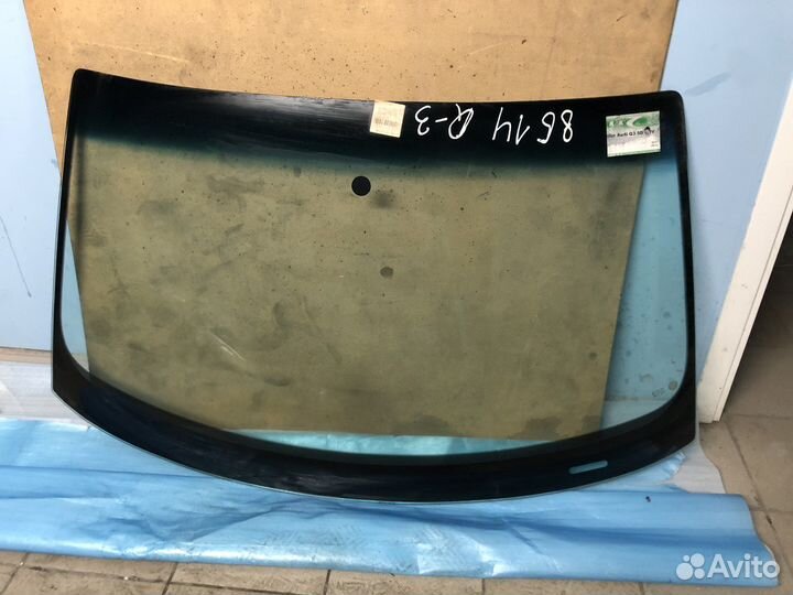 Стекло лобовое Audi Q3 2011