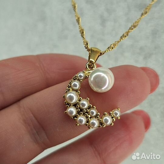 Цепочка с кулоном