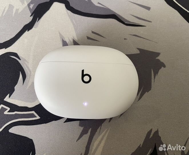 Беспроводные наушники beats studio buds