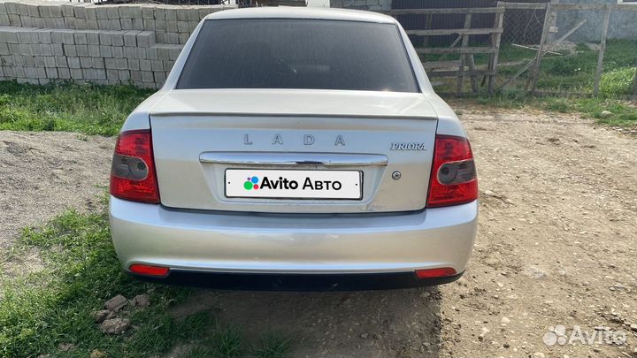 LADA Priora 1.6 МТ, 2010, 999 999 км