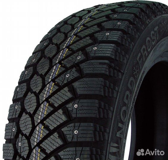 Gislaved Nord Frost 200 215/55 R16 97T