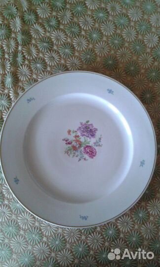 Тарелки сервировочны