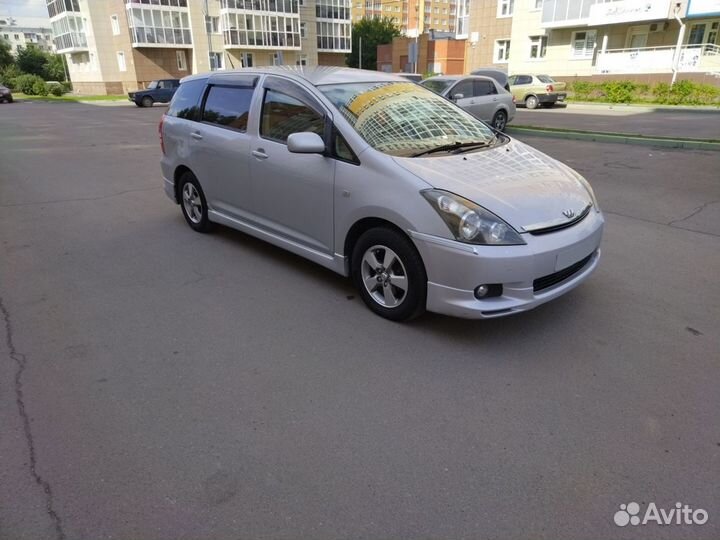 Toyota Wish 1.8 AT, 2003, 235 000 км