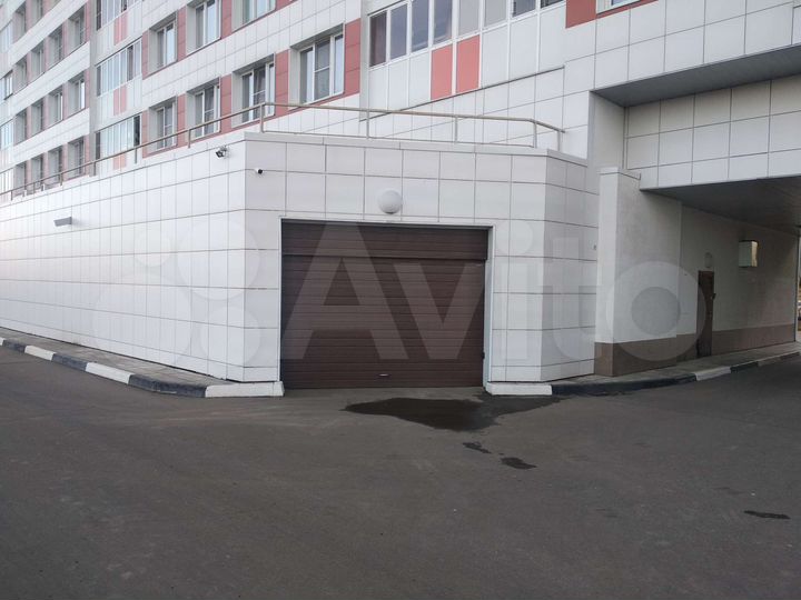 Машиноместо, 20 м²