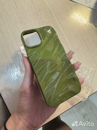 Чехол на iPhone 13