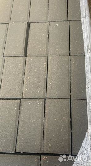 Плитка и плитка с монтажом