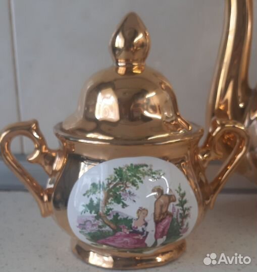 Чайный сервиз на 6 персон