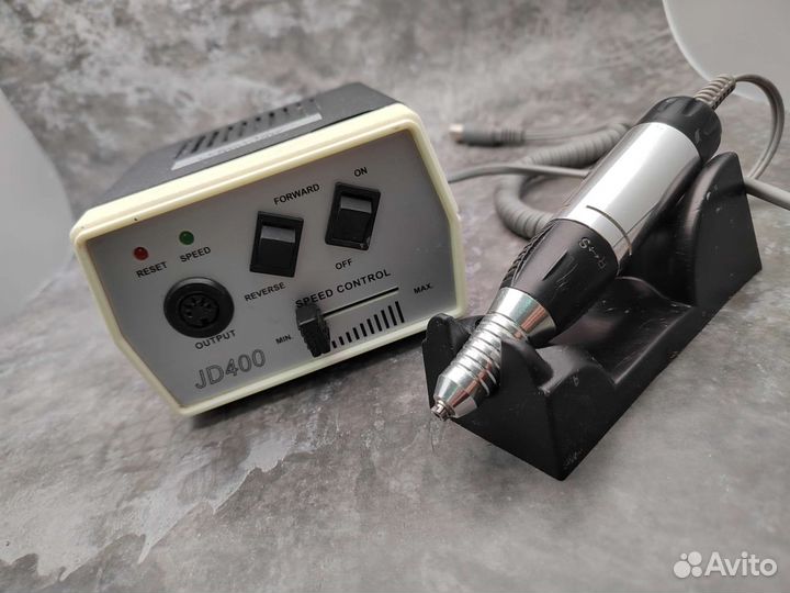 Аппарат для маникюра и педикюра