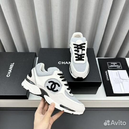 Женские кроссовки chanel