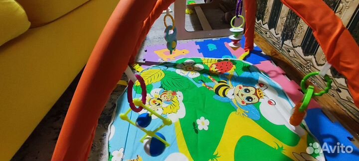 Развивающий коврик