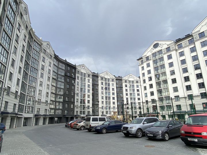2-к. квартира, 58,6 м², 1/9 эт.