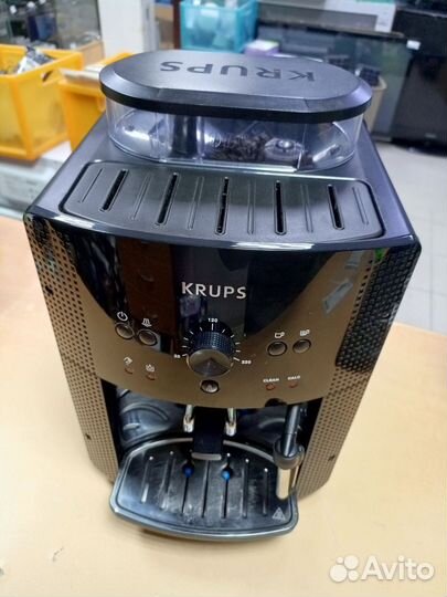 Кофемашина Krups Essential EA810870