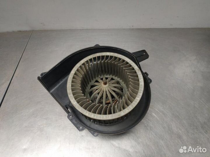 Моторчик печки Skoda Fabia 5J2