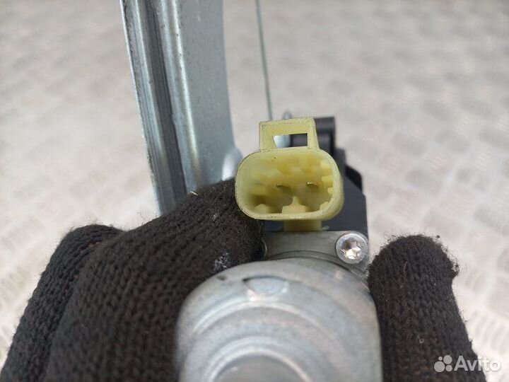 Стеклоподъемник электр. задний правый Chevrolet