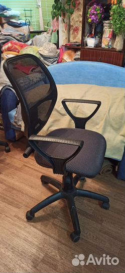 Компьютерное кресло