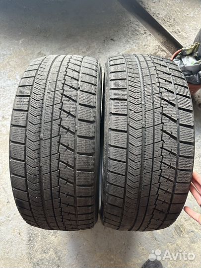 Bridgestone Blizzak VRX 235/40 R18 97M