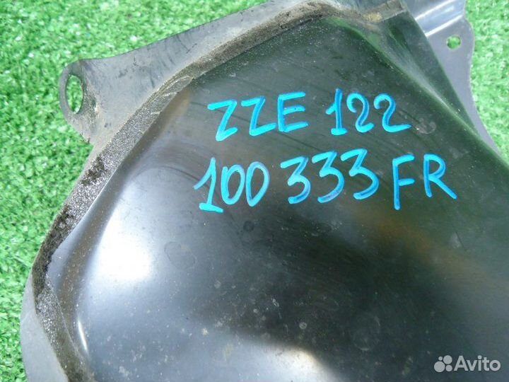 Планка под жабо Toyota Corolla Spacio ZZE122