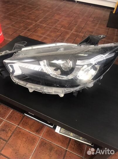 Фара Mazda CX5