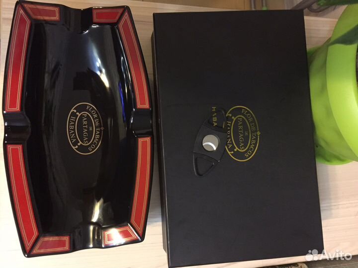 Кубинская чаша для сигар с ножом