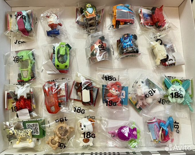 Игрушки из шоколадных яиц пакетом и штучно