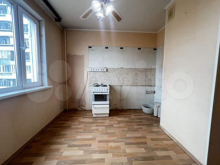 2-к. квартира, 58 м², 10/16 эт.